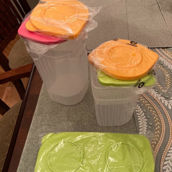New TUPPERWARE FRESH 'N COOL 5-PC. STACK PACK - Picture 1 of 7
